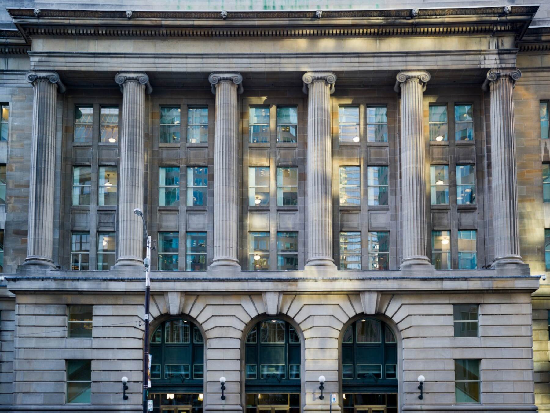 POI 2 Tour Image