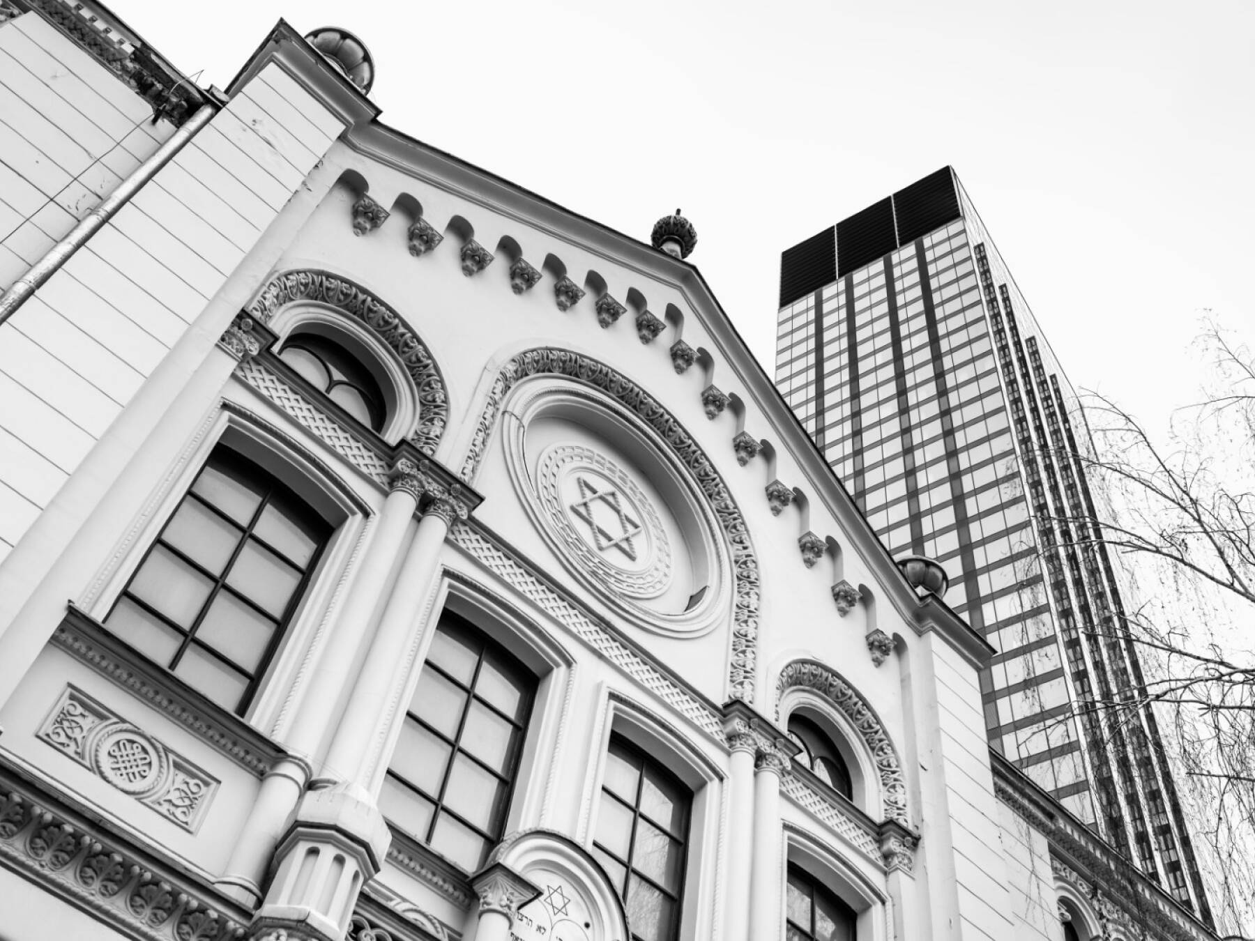 POI 2 Tour Image